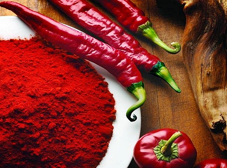 Asaja exige a la Junta soluciones ante la ruina de los productores del pimentón