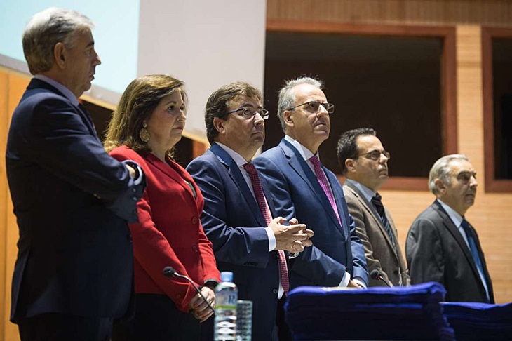 Vara apuesta por garantizar el actual modelo de prestaciones sociales