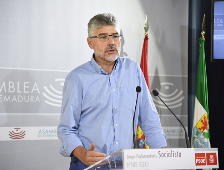 PSOE: “Hay más gente trabajando que hace un año”