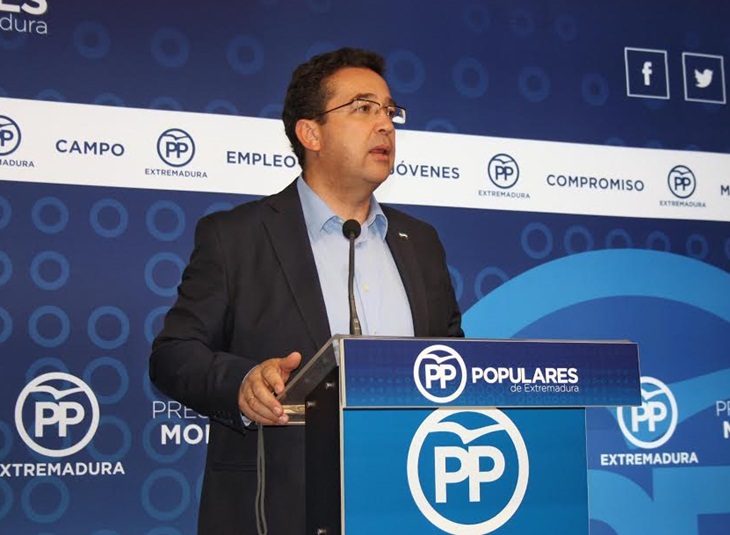 El PP critica que Vara “se cuelgue medallas” por el pago a proveedores