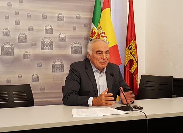 Acedo: “Osuna incumple los acuerdos adoptados en el pleno”