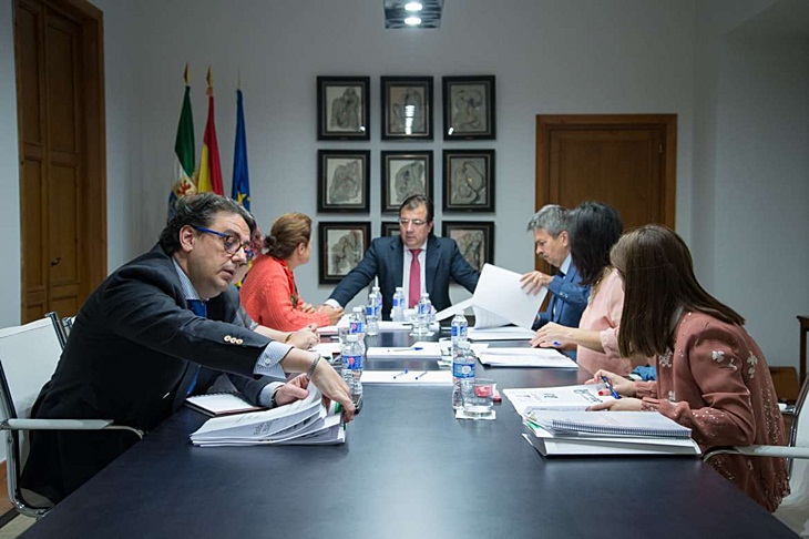 La Junta convoca ayudas para personas paradas con discapacidad