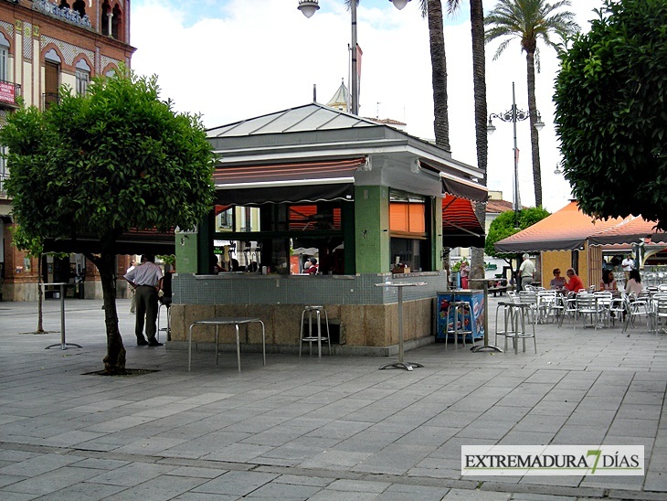 Los quioscos de la Plaza de España podrían estar listos en febrero
