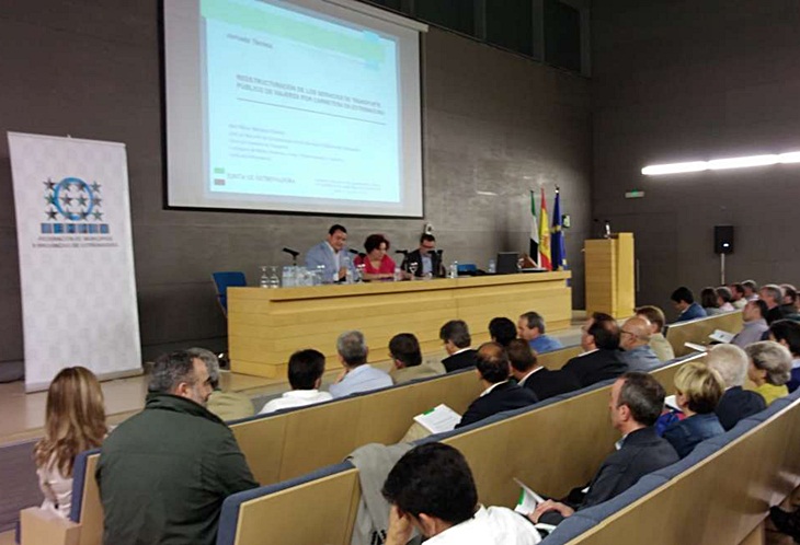 La Junta reestructurará el servicio de transporte público por carretera