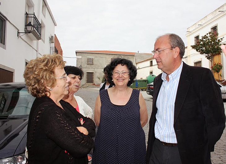 Monago: “Los extremeños merecen que la política no sea un problema”