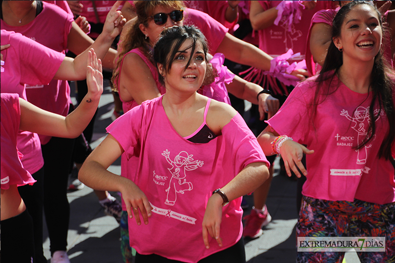 Imágenes de la Masterclass de zumba contra el cáncer