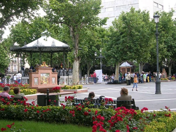 Marea azul en el Paseo de San Francisco