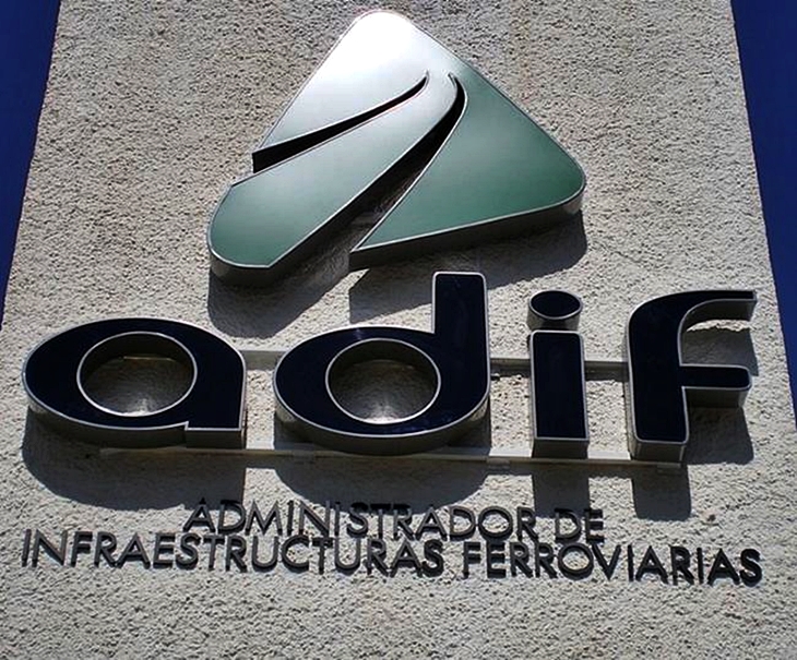Adif adjudica mejoras en la estación de Cáceres