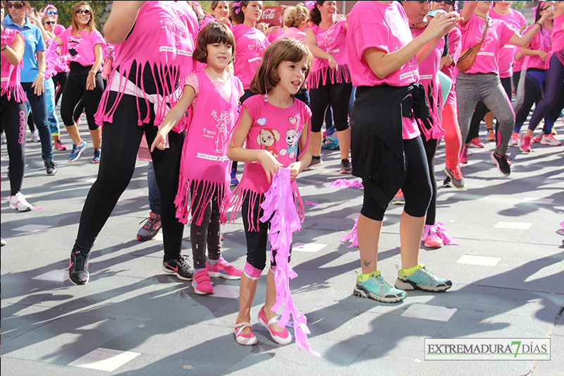 Imágenes de la Masterclass de zumba contra el cáncer