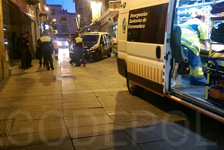 Fallece un hombre en la calle Santa Eulalia de Mérida