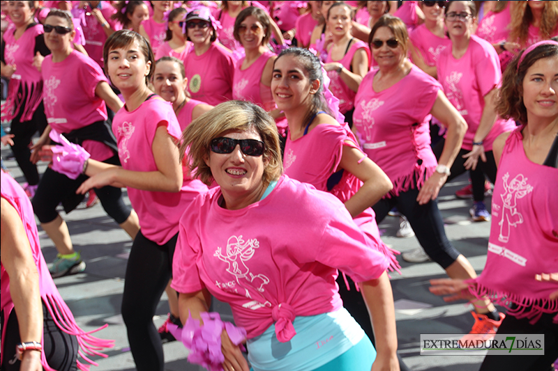 Imágenes de la Masterclass de zumba contra el cáncer