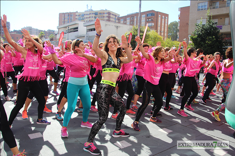 Imágenes de la Masterclass de zumba contra el cáncer