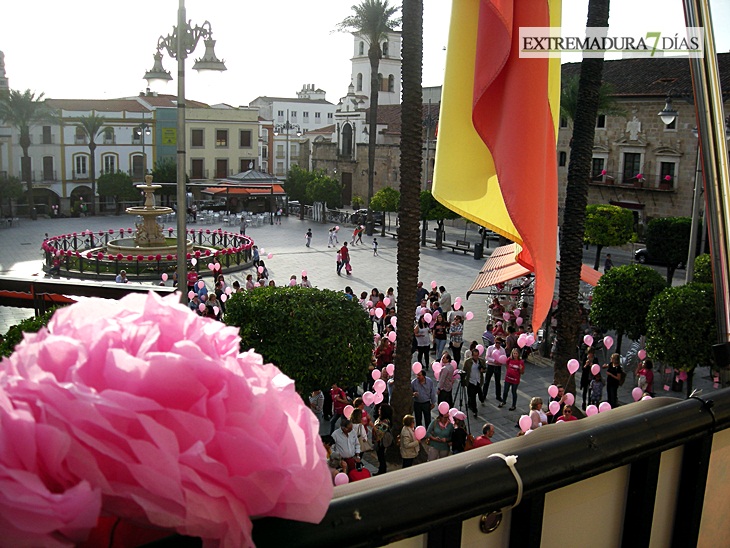 Mérida celebra el Día Mundial Contra el Cáncer de Mama