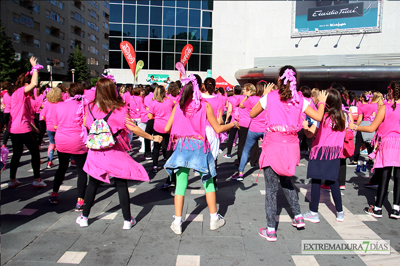 Imágenes de la Masterclass de zumba contra el cáncer