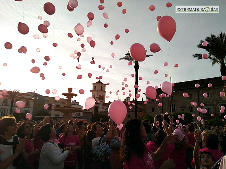 Mérida celebra el Día Mundial Contra el Cáncer de Mama