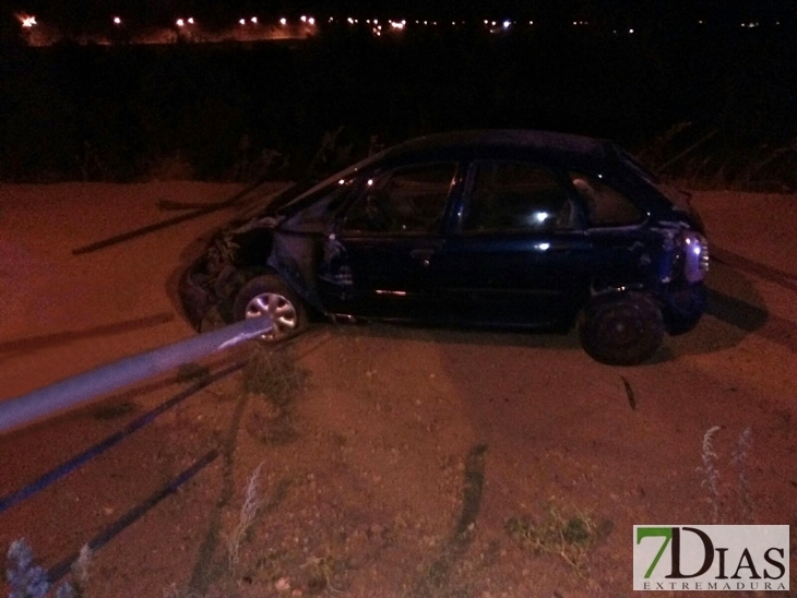 Se sale de Circunvalación tras sufrir un accidente