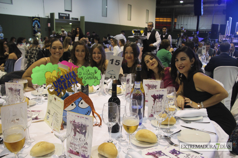 Ambiente en la Gala Antifaz de Plata