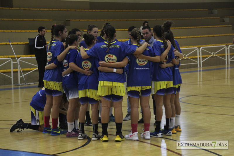 Imágenes del Baloncesto Batalyaws frente al Picket Claret