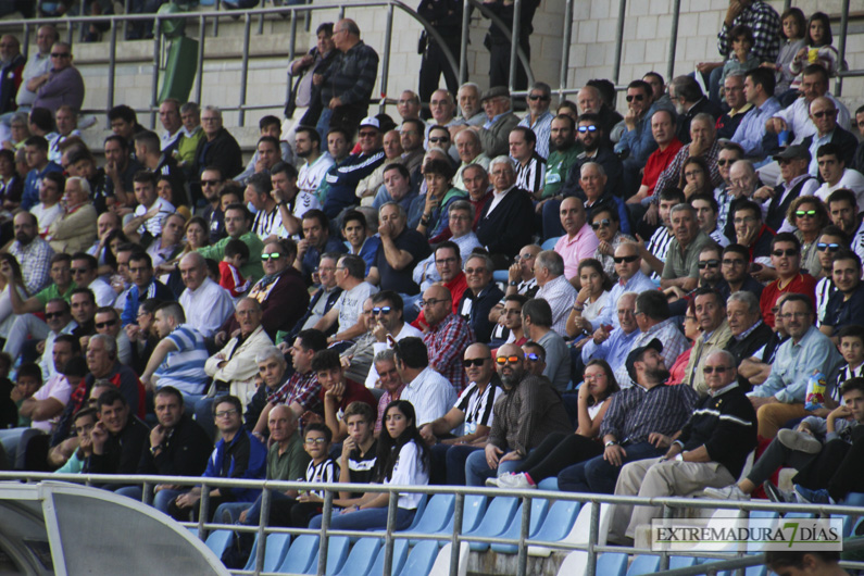 Imágenes del CD Badajoz 6 - 1 Díter Zafra