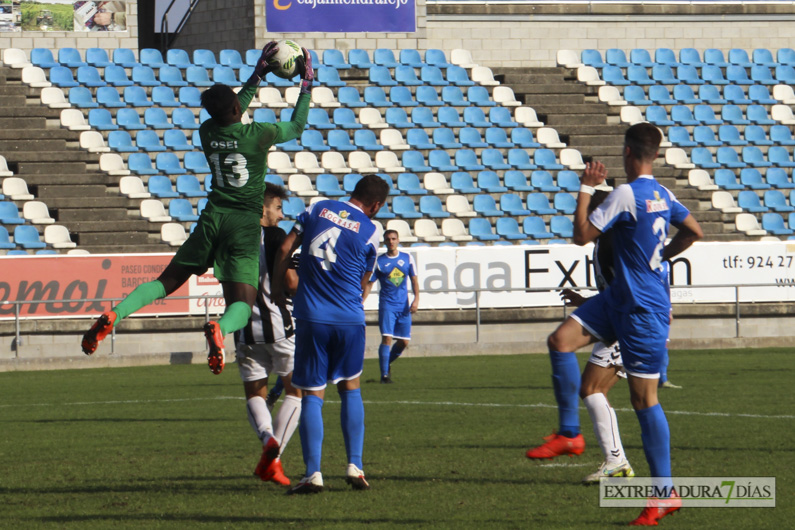 Imágenes del CD Badajoz 6 - 1 Díter Zafra