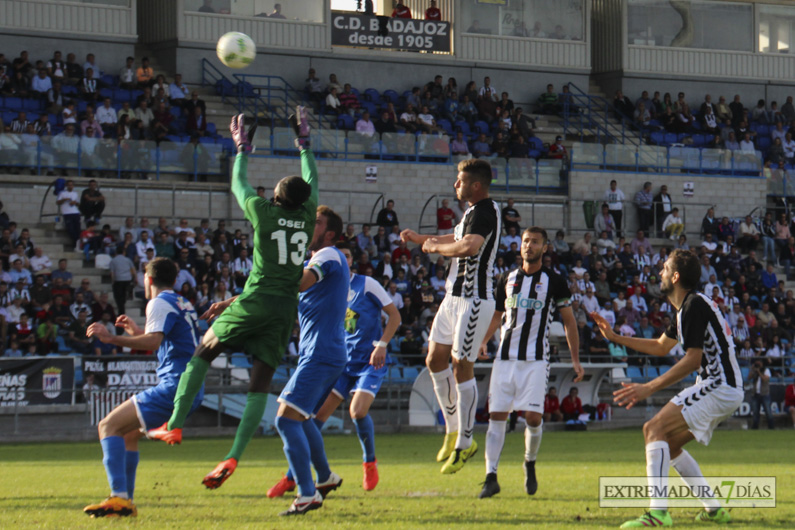 Imágenes del CD Badajoz 6 - 1 Díter Zafra