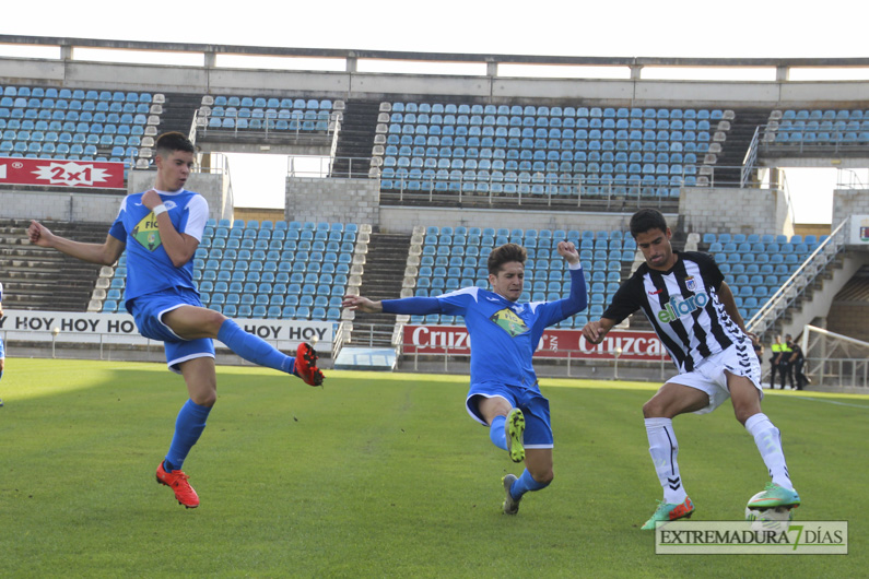 Imágenes del CD Badajoz 6 - 1 Díter Zafra