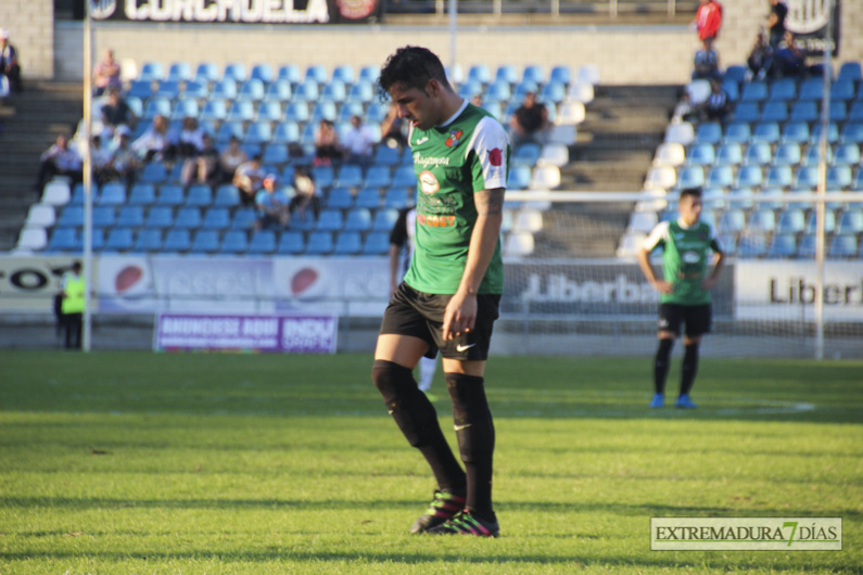 Imágenes del CD Badajoz 4 - 0 Moralo