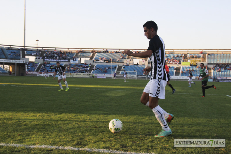 Imágenes del CD Badajoz 4 - 0 Moralo