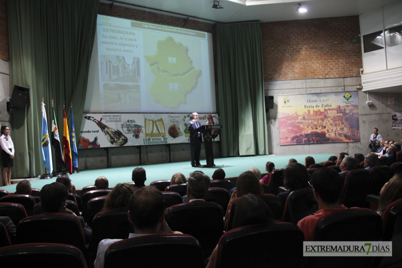 Imágenes de la presentación de los premios Espiga en Zafra 2016