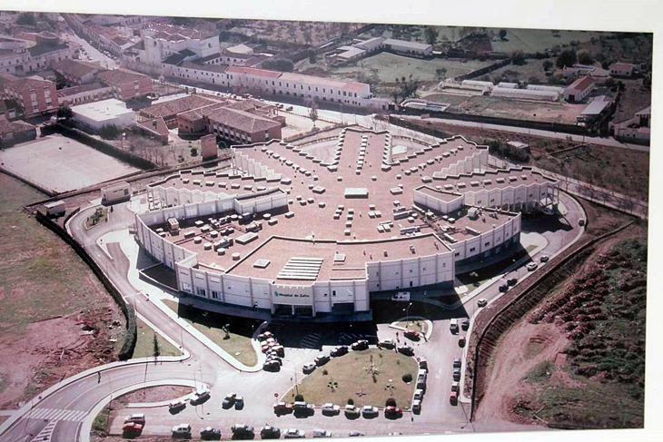 El hospital de Zafra dispondrá de cabina para quimioterapia en 2017