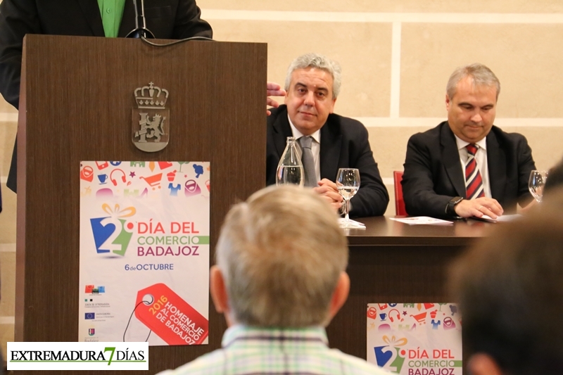 Imágenes de la entrega de premios del Día del Comercio en Badajoz