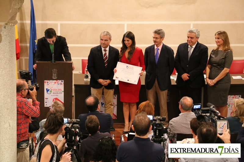 Imágenes de la entrega de premios del Día del Comercio en Badajoz