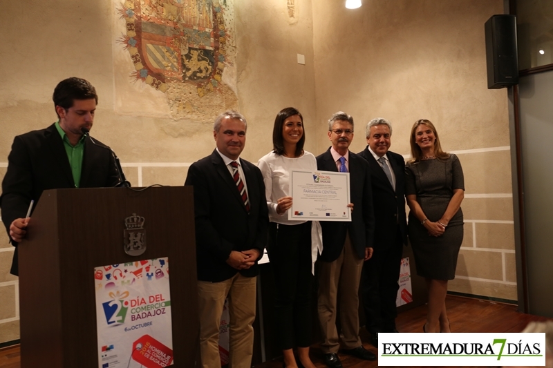 Imágenes de la entrega de premios del Día del Comercio en Badajoz