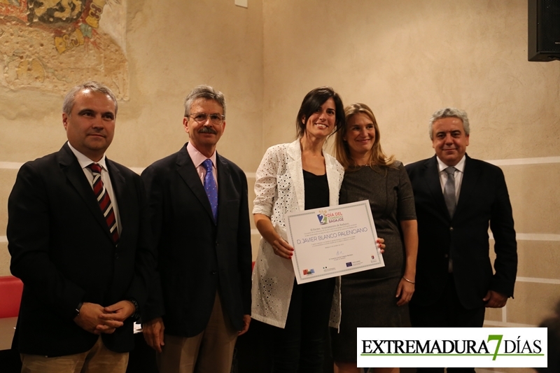 Imágenes de la entrega de premios del Día del Comercio en Badajoz