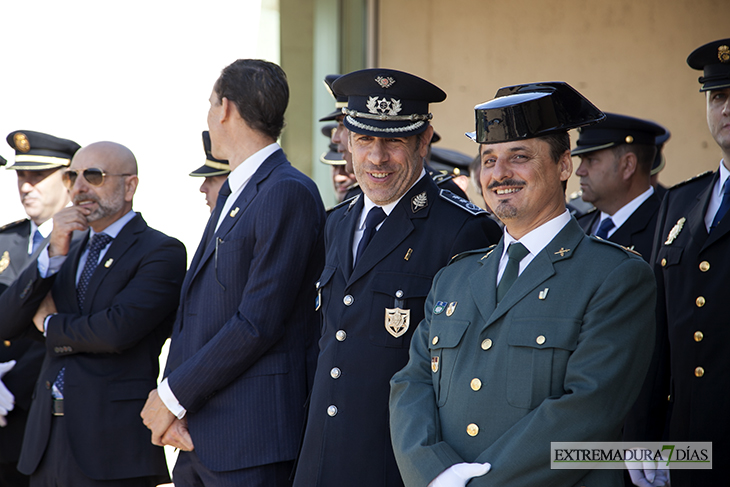 Imágenes del Día de la Policía Nacional celebrado en Badajoz