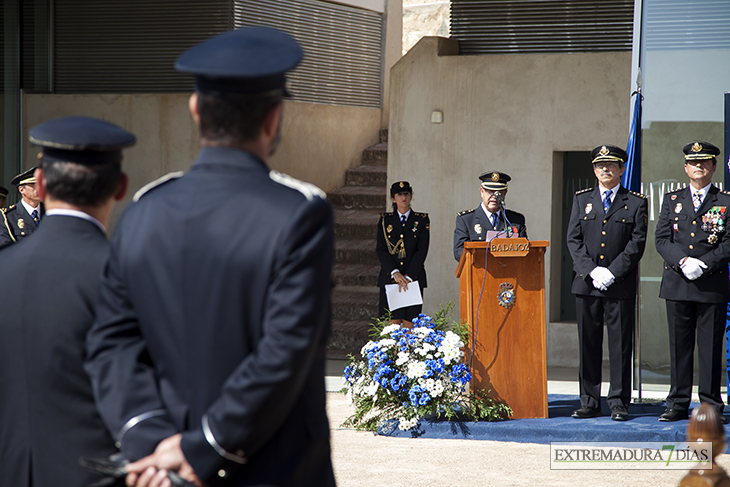 Imágenes del Día de la Policía Nacional celebrado en Badajoz