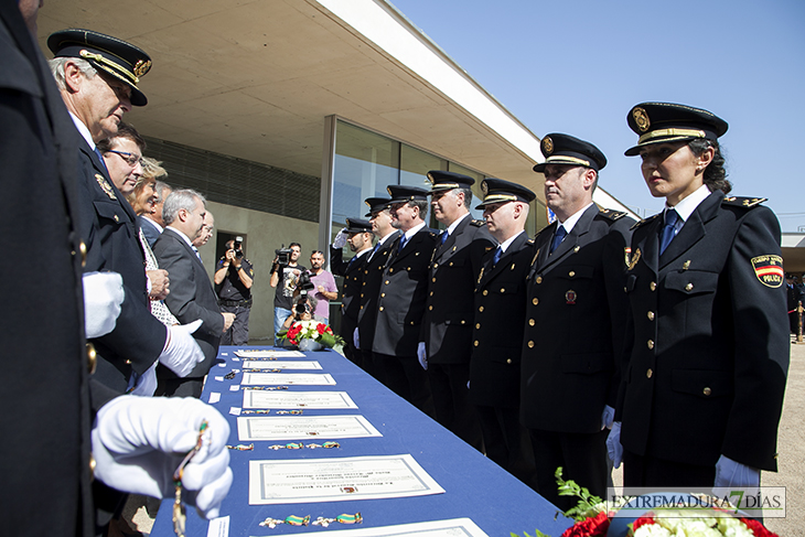 Imágenes del Día de la Policía Nacional celebrado en Badajoz