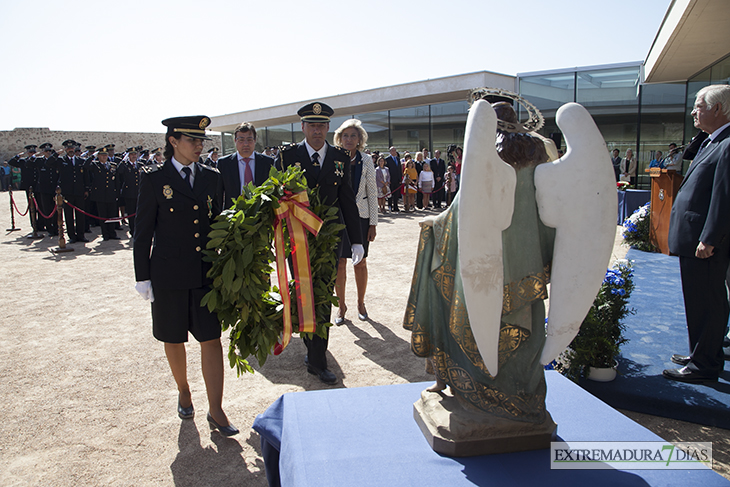 Imágenes del Día de la Policía Nacional celebrado en Badajoz