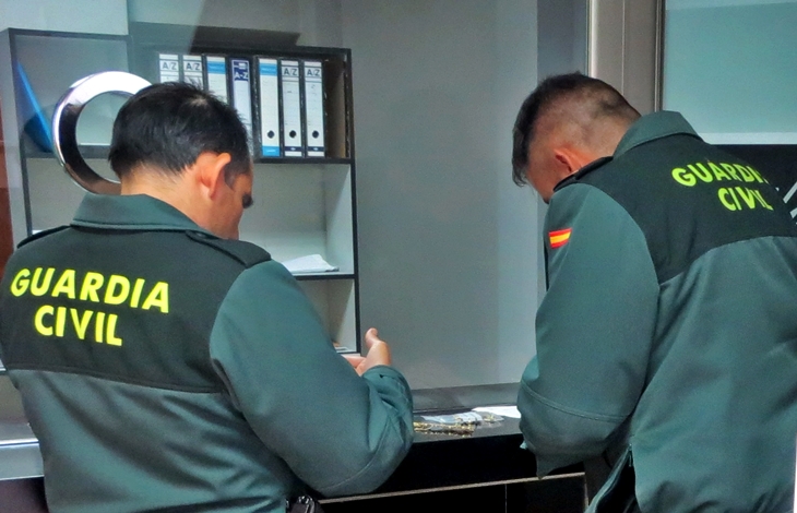 Dos mujeres detenidas por robar joyas valoradas en 6.000 euros