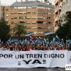 Cientos de extremeños se manifiestan en Badajoz por &quot;un tren digno&quot;