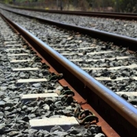 Adif adjudica el control de la vegetación en las vías para evitar incendios