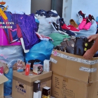 Intervenidos un millar de artículos falsificados en la Feria de Zafra