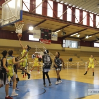 Imágenes del partido entre Baloncesto Batalyaws y Picken Claret