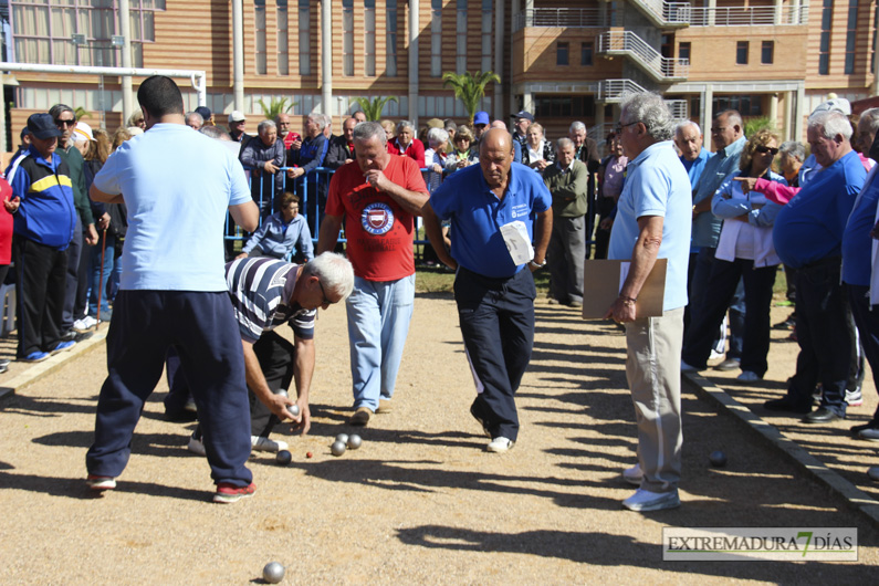 Imágenes del Torneo de Petanca &#39;Ciudad de Badajoz 2016&#39;