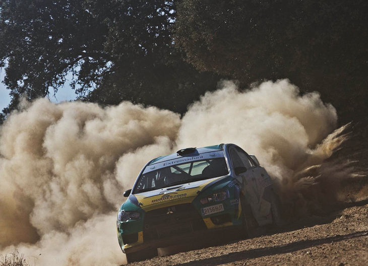 Villanueva y Sánchez triunfan en el VII Rally Tierra Norte de Extremadura