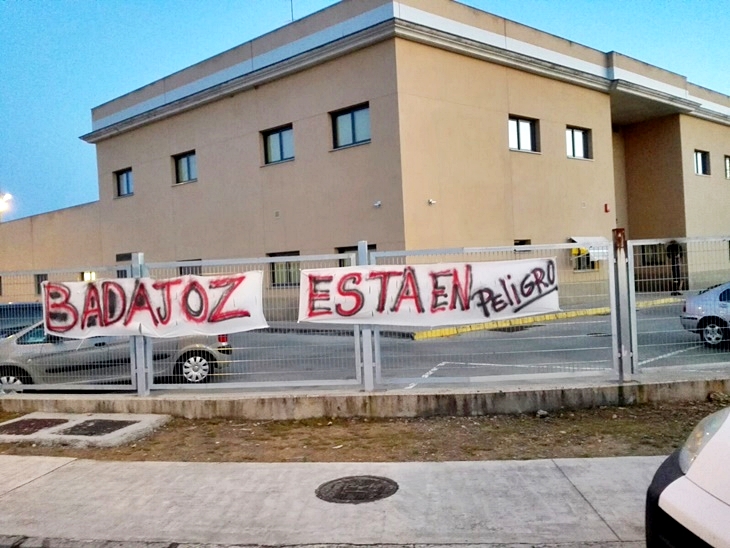 Detenido por intentar robar en vehículos del Parque de Bomberos