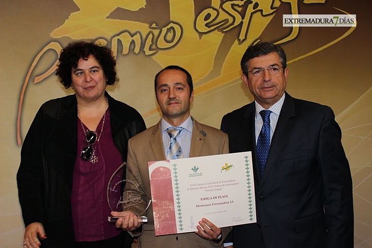 Los Premios Espiga eligen los mejores jamones y cavas extremeños