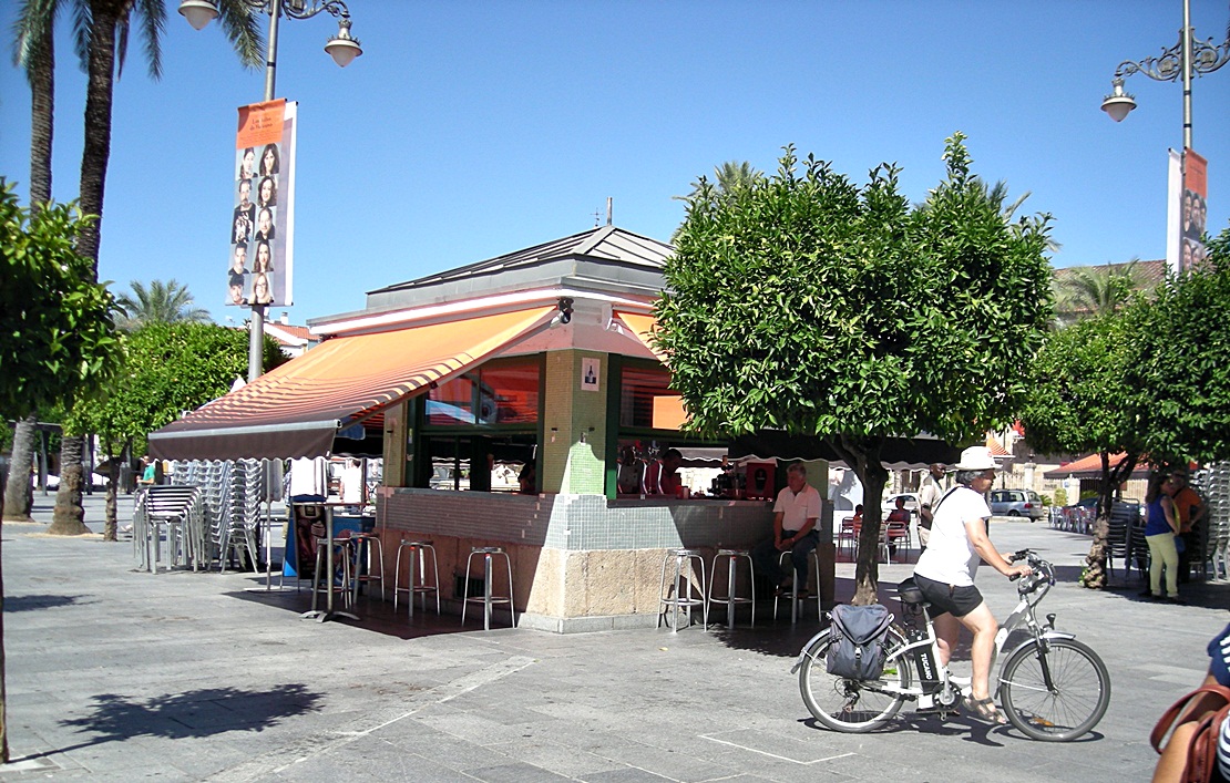 Adjudicados los quioscos de la Plaza de España