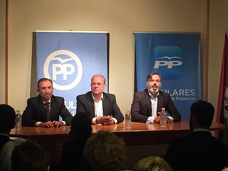 Monago pide “prudencia” a la hora de valorar las elecciones norteamericanas