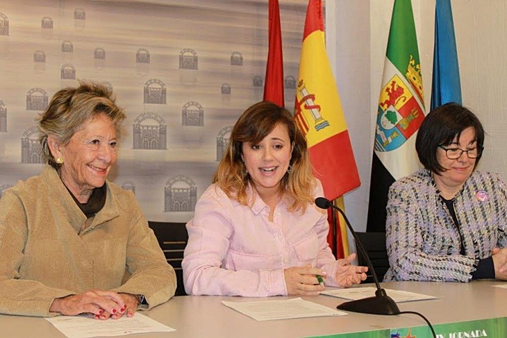 Homenaje a los fundadores de la Plataforma del Voluntariado de Mérida